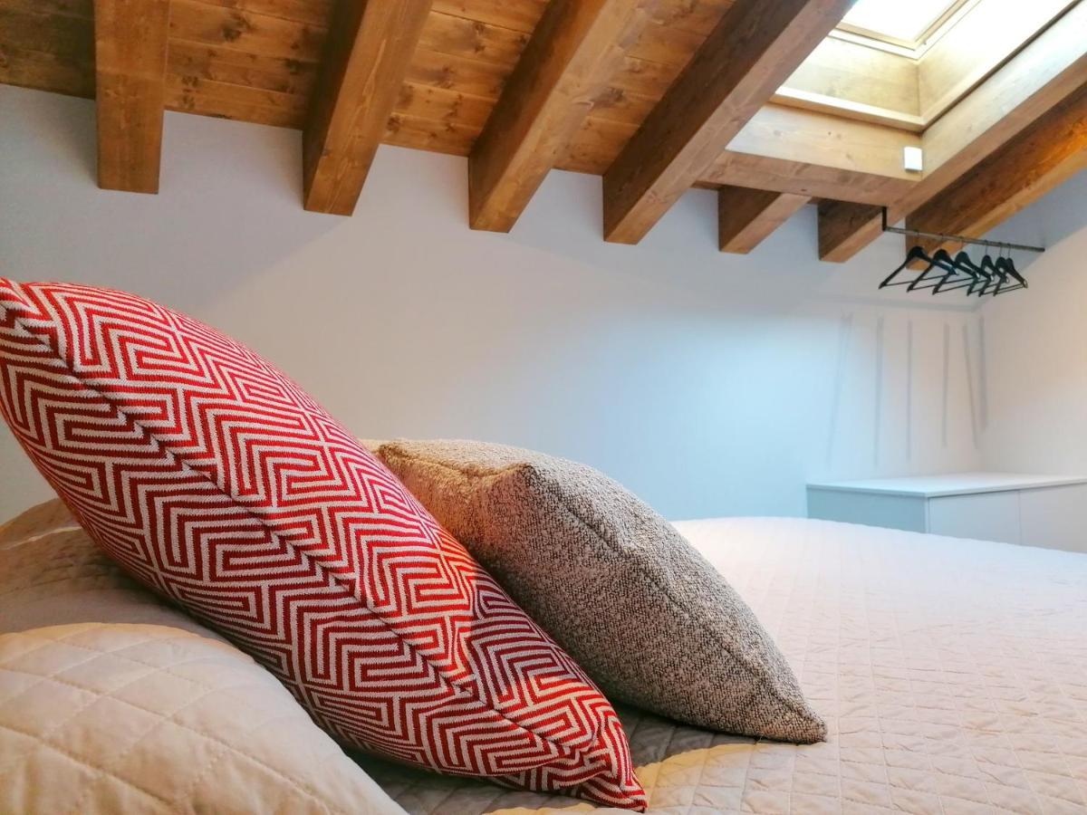 Apartament "El Castell" Casa Rural Cal Rialla Льивия Экстерьер фото