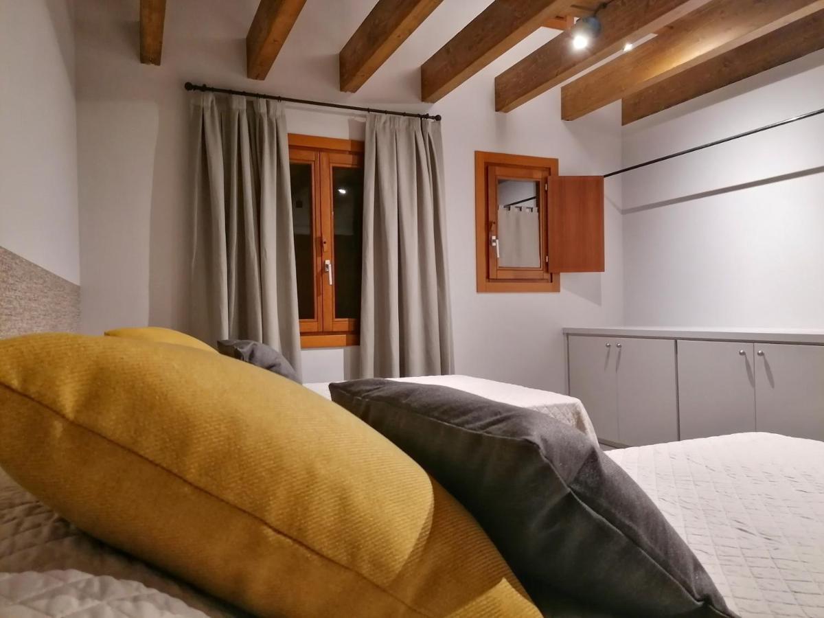 Apartament "El Castell" Casa Rural Cal Rialla Льивия Экстерьер фото
