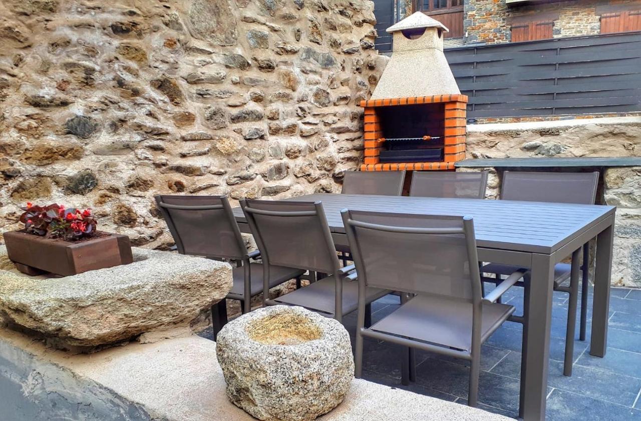 Apartament "El Castell" Casa Rural Cal Rialla Льивия Экстерьер фото